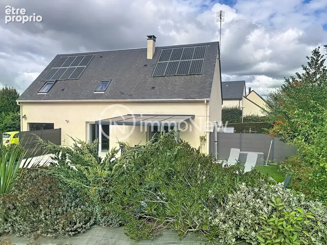 Tres beau pavillon 125 m2 avec piscine, panneaux solaires sur terrain 1712 m2 proche des commerces - photo 17