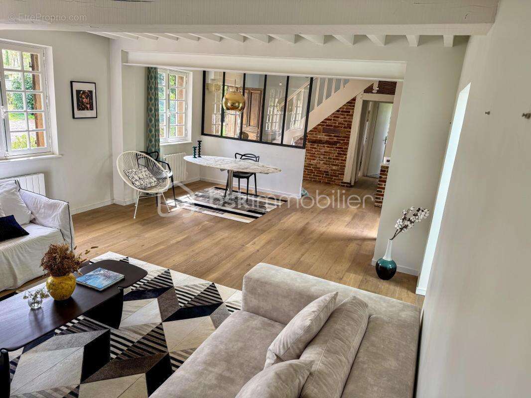 Maison à DOUVILLE-EN-AUGE