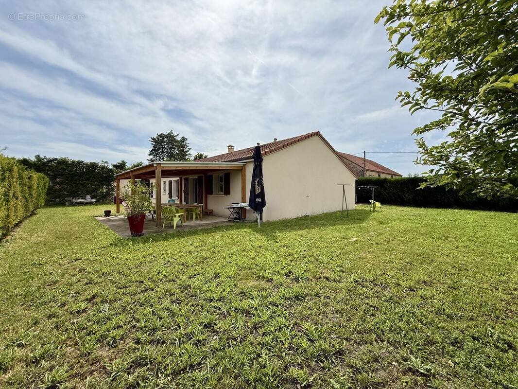 Maison à SAINT-ANDRE-LE-COQ