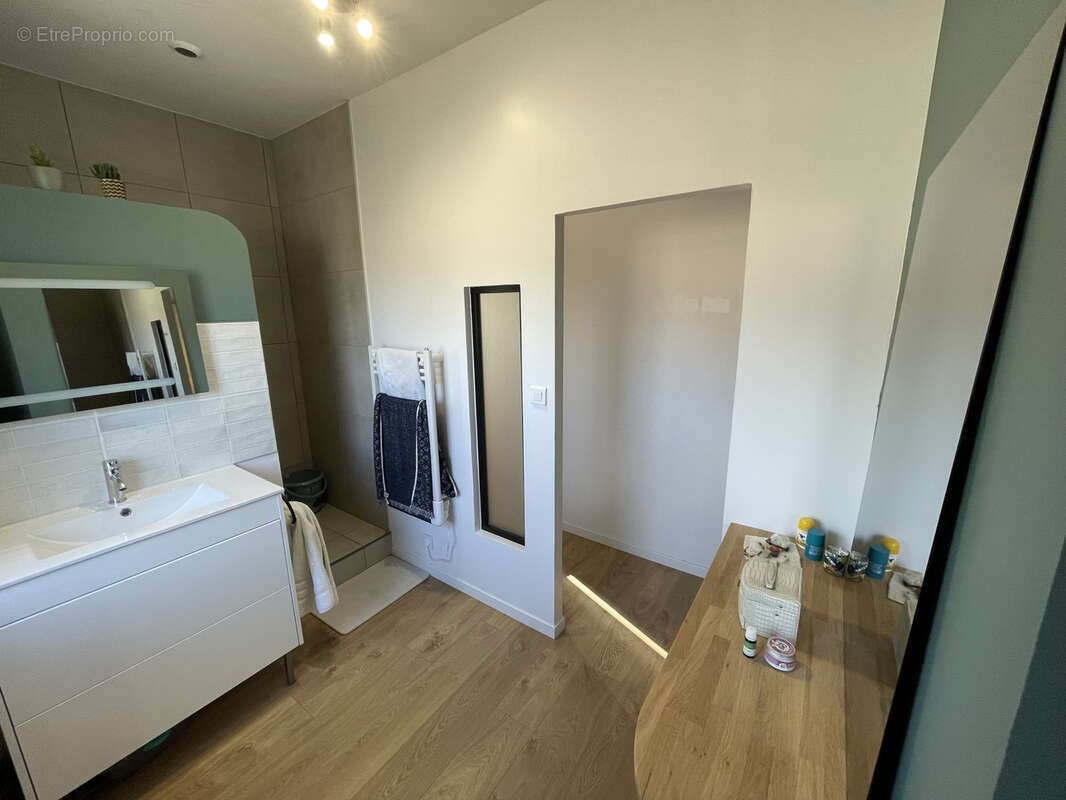 Maison à PLANCHER-BAS