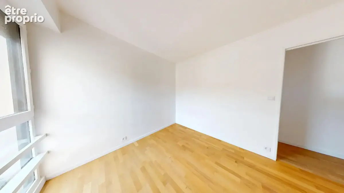Appartement 4 pièce(s) 112 m2 avec immense terrasse! - photo 4