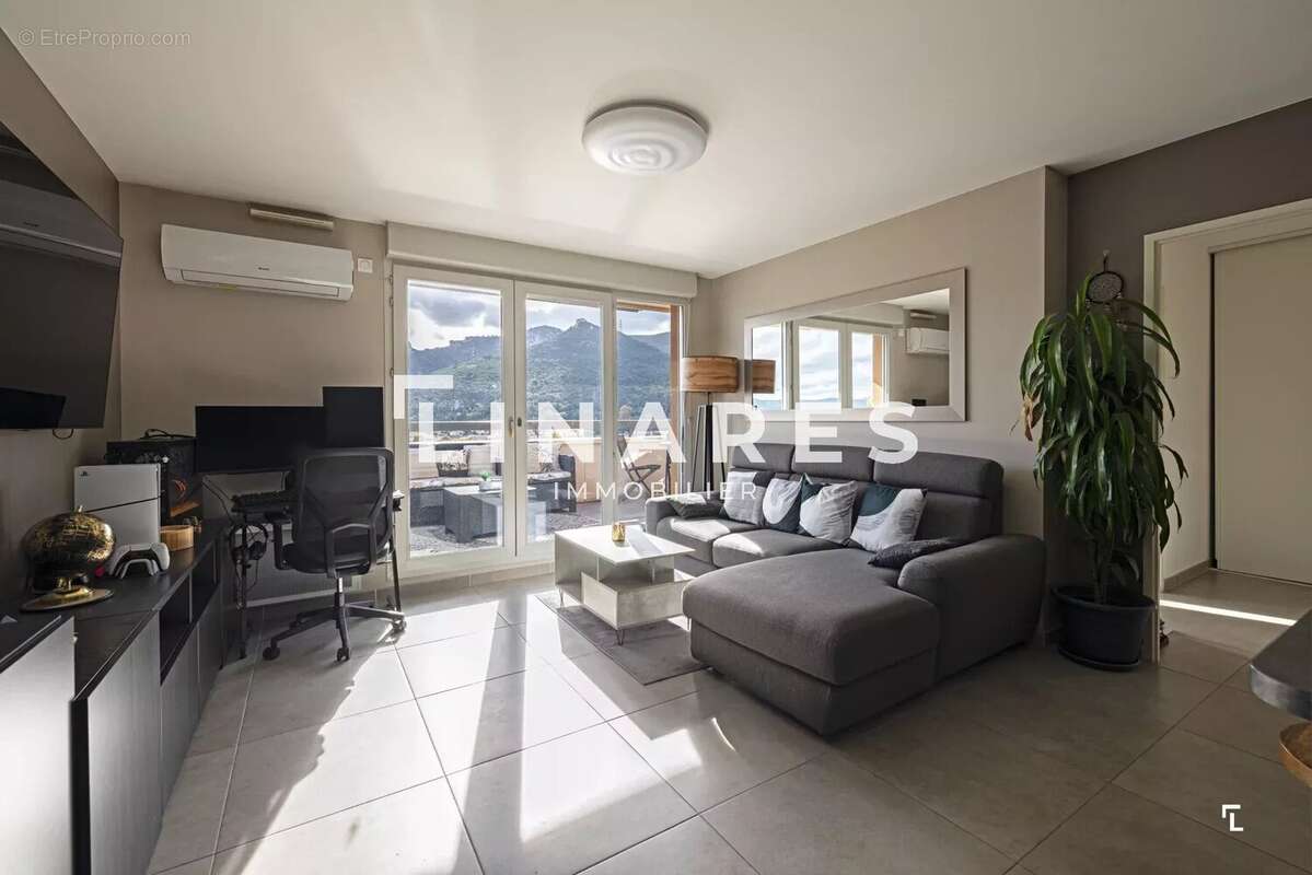 Appartement à MARSEILLE-11E