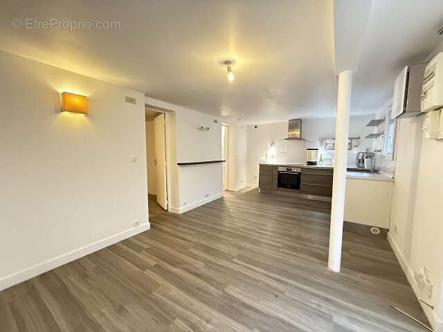 Appartement à MAISONS-ALFORT