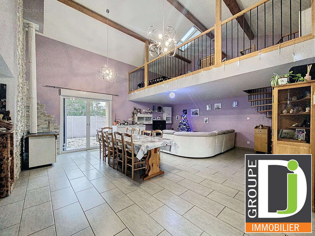 Maison à PORTES-LES-VALENCE