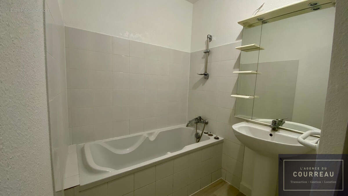 Appartement T2 38 M2 rénové - photo 7
