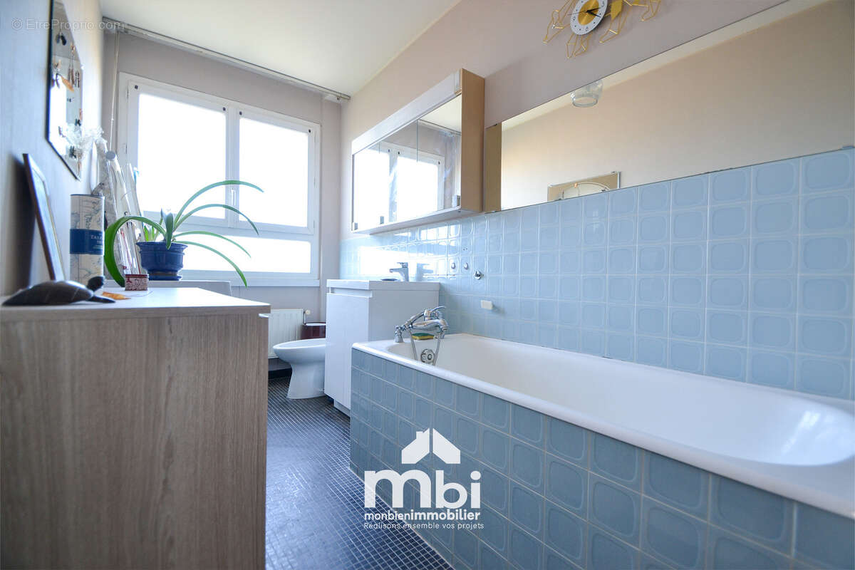 Appartement à SURVILLIERS