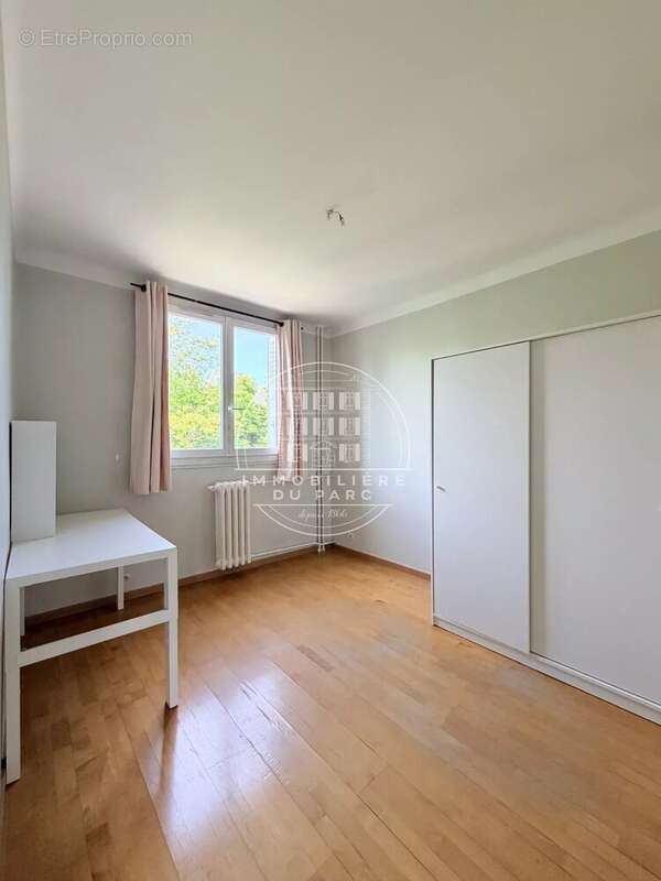 Appartement à LE VESINET