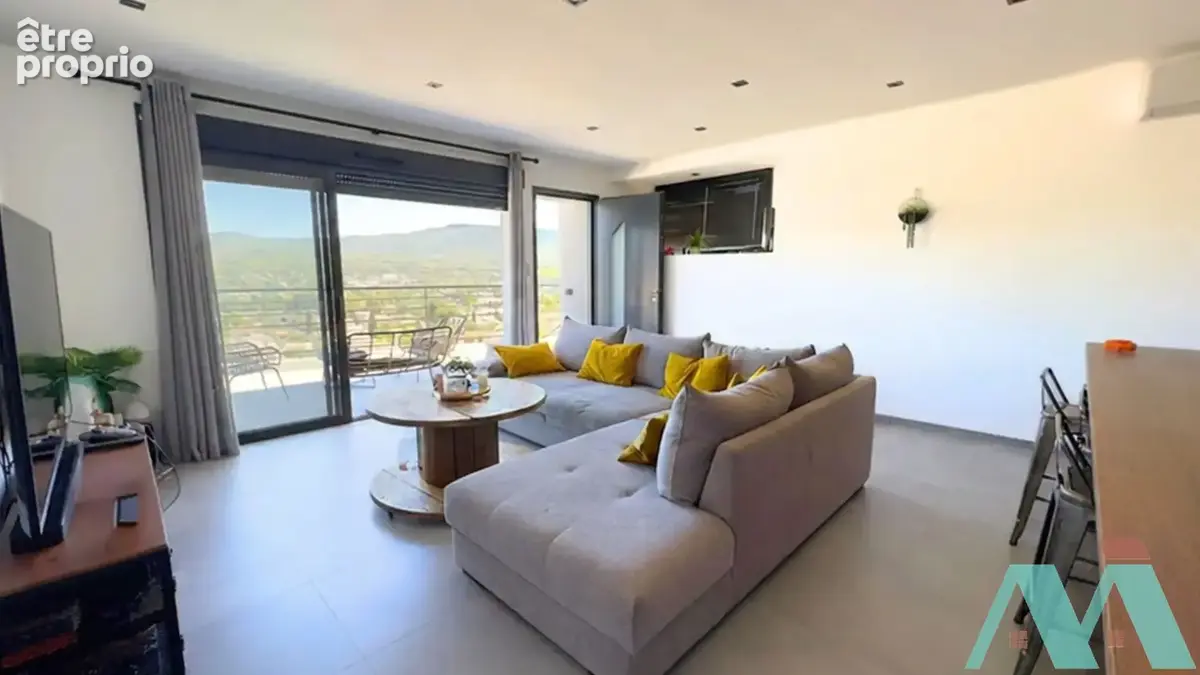 Appartement Type 3 avec vue dégagée belles prestations - photo 3