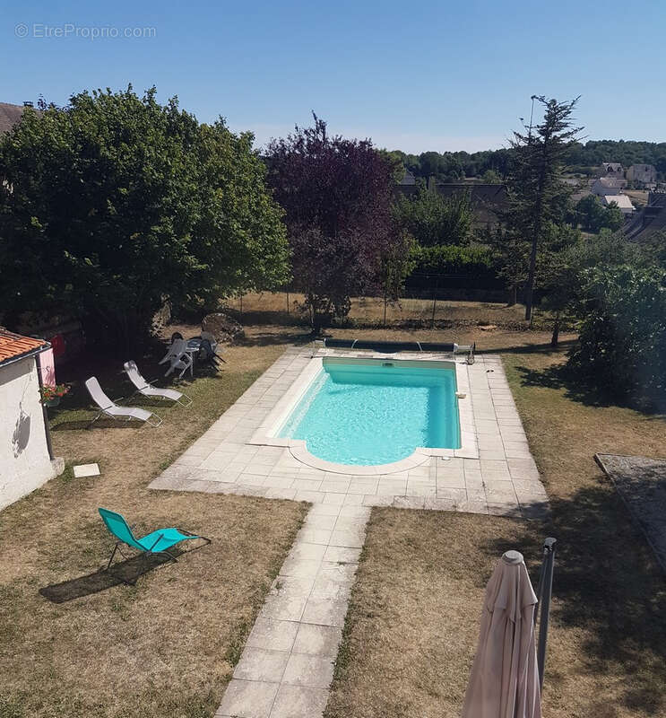 Maison à MONTFAUCON