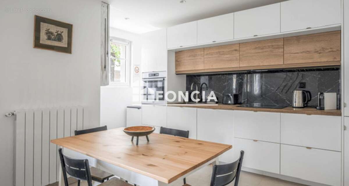 Appartement à ROSNY-SOUS-BOIS
