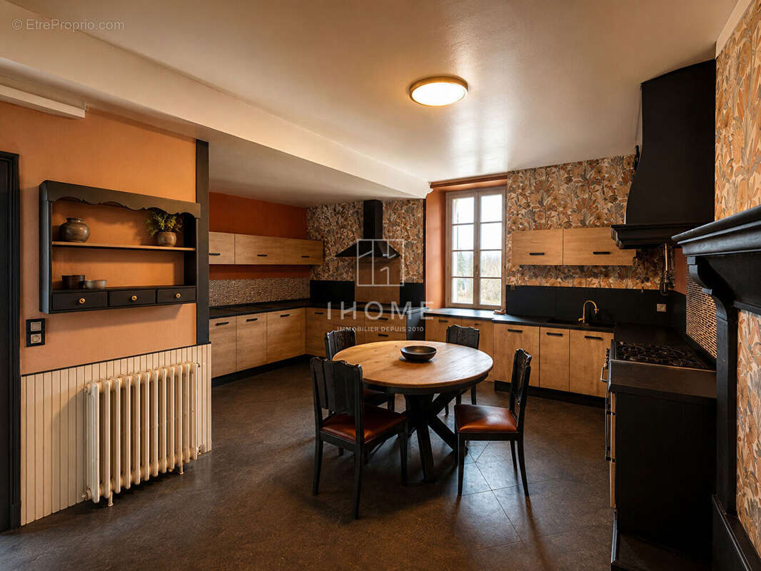 Maison à CHAMPIGNE