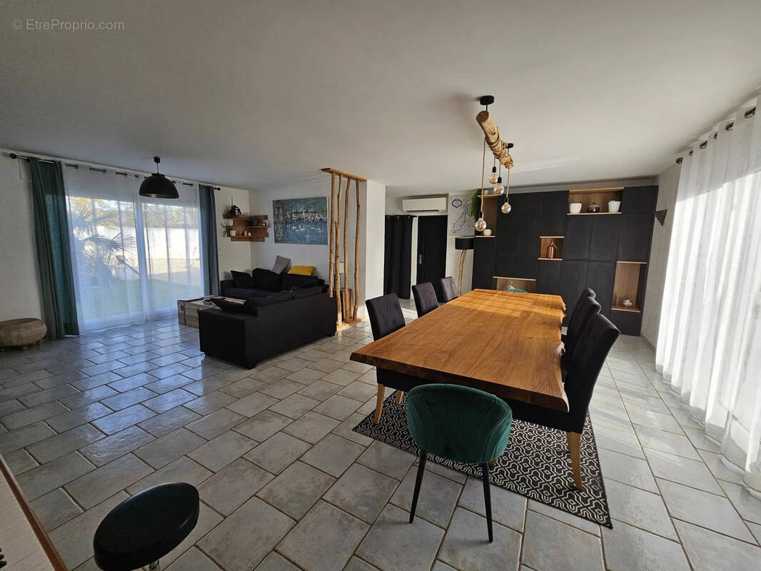 Maison à SAINT-CHRISTOPHE