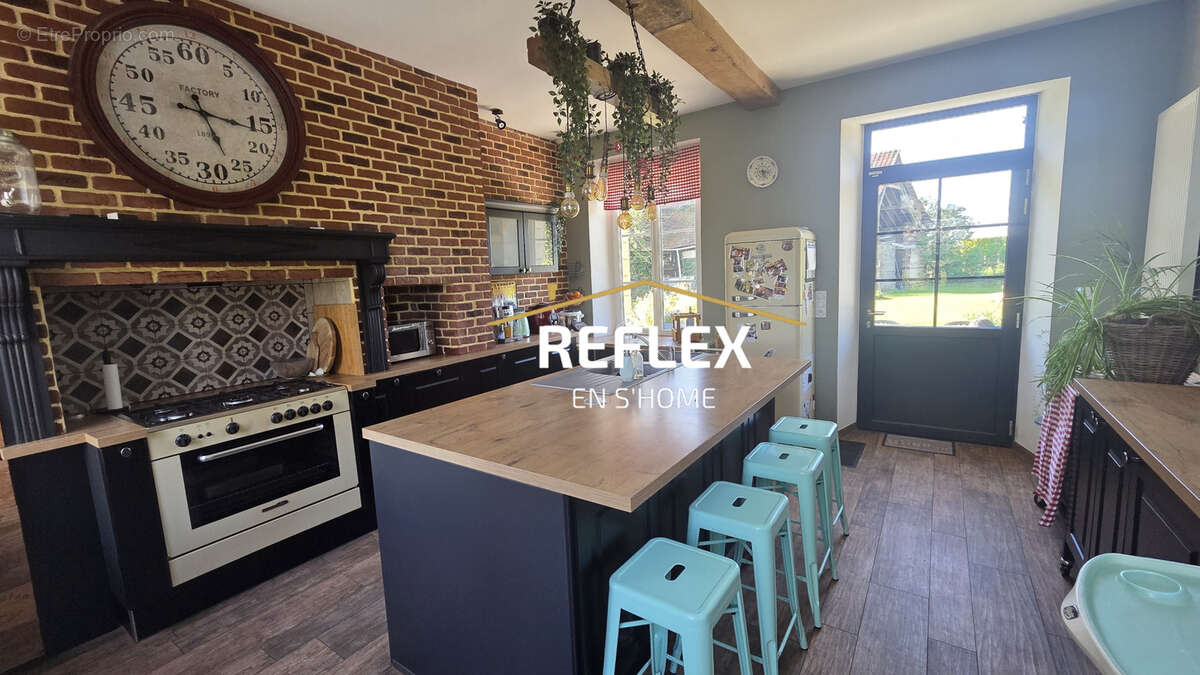 Maison à VAUCHELLES-LES-AUTHIE