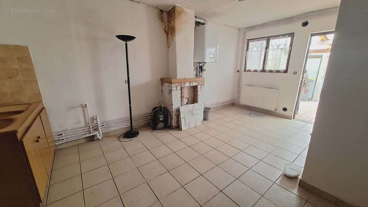 Maison à VIEUX-CONDE