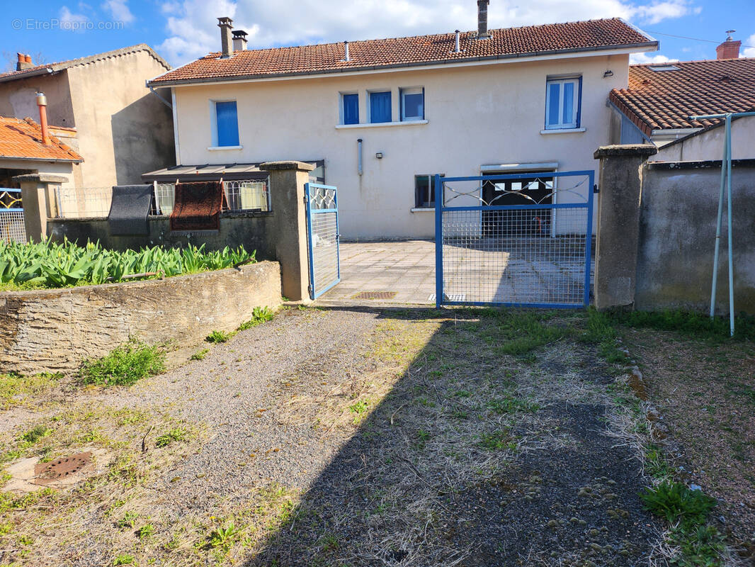 Maison à NEULISE