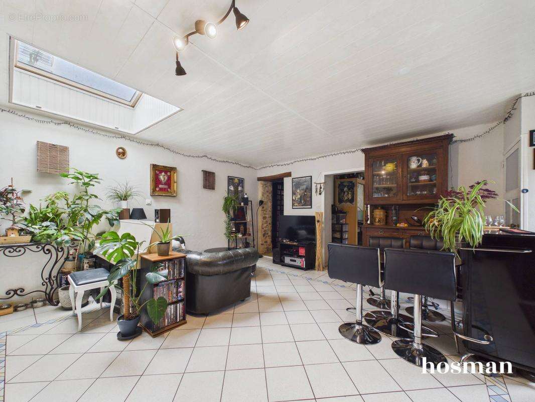 Maison à BOUGUENAIS