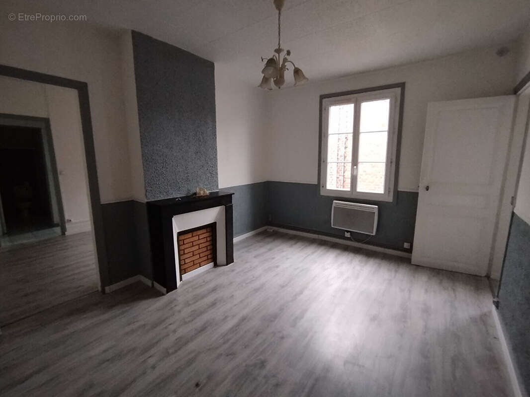 Appartement à ANIZY-LE-CHATEAU