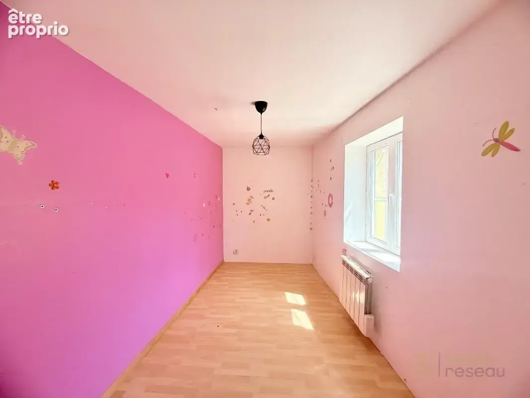 Maison 4 pièces 115 m² à vendre à Chanas (38150) - photo 8