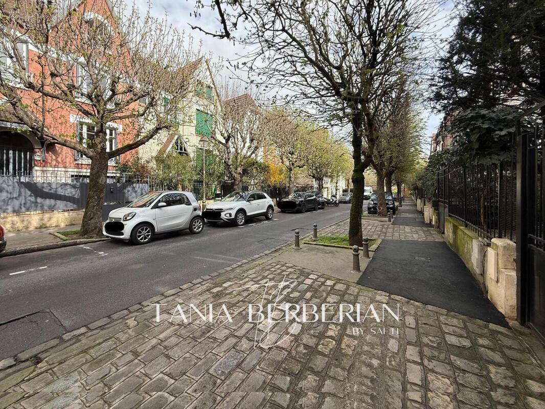 Photo 1 - Maison à SURESNES