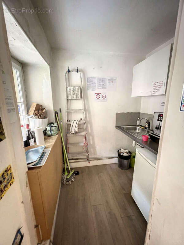 Bureaux Avignon 5 pièce(s) 75.89 m2 Intra Muros - photo 7