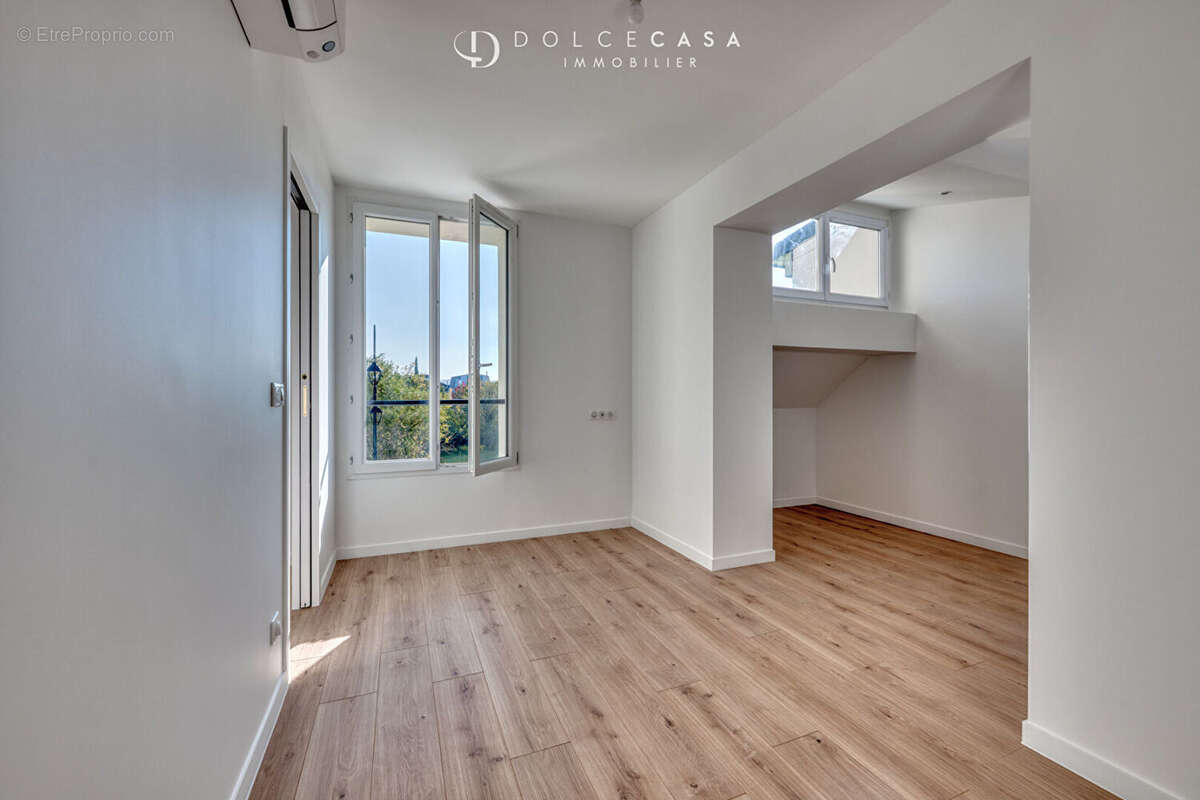 Maison à LE PERREUX-SUR-MARNE