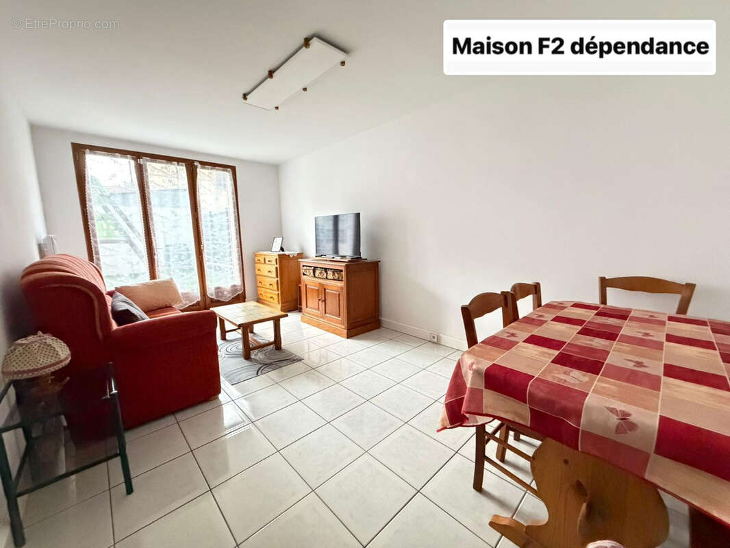 Maison à TREMBLAY-EN-FRANCE