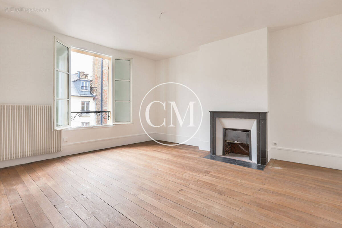 Appartement à VERSAILLES