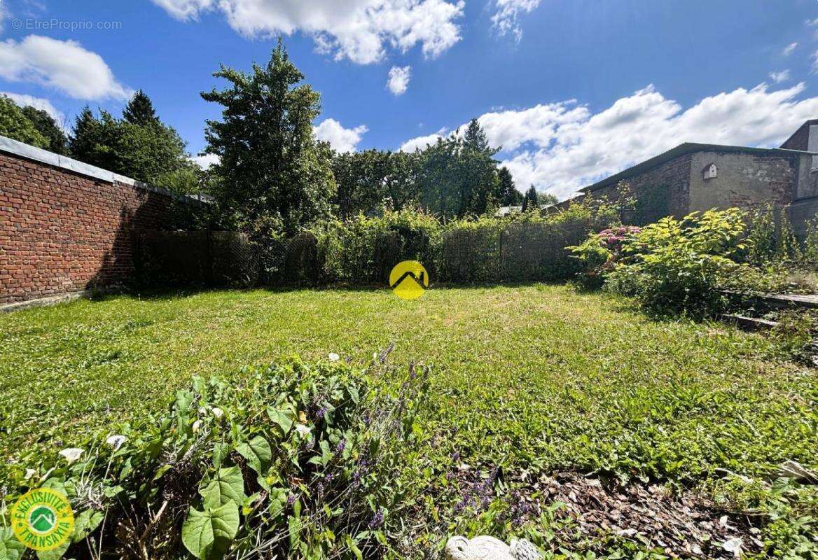 Maison familiale avec jardin - photo 11