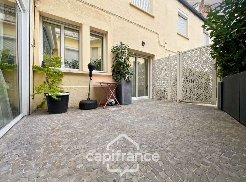 Appartement à NOGENT-SUR-MARNE