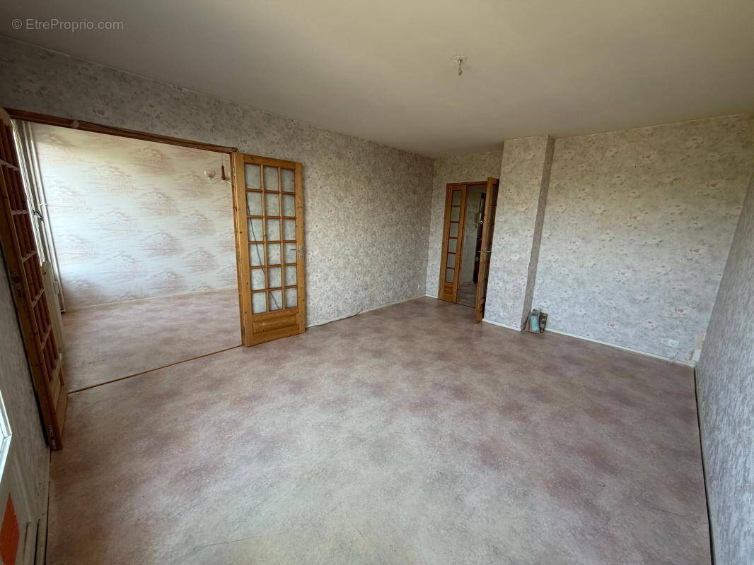 Appartement à PONT-DE-CHERUY