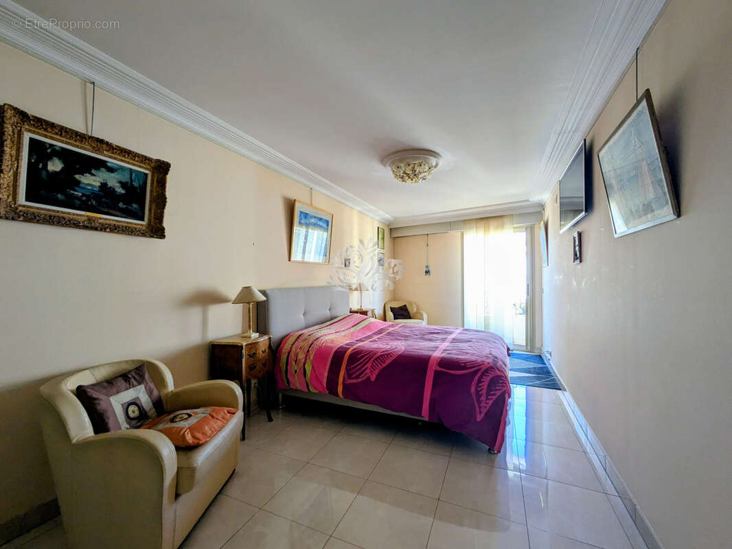 Appartement à SANARY-SUR-MER