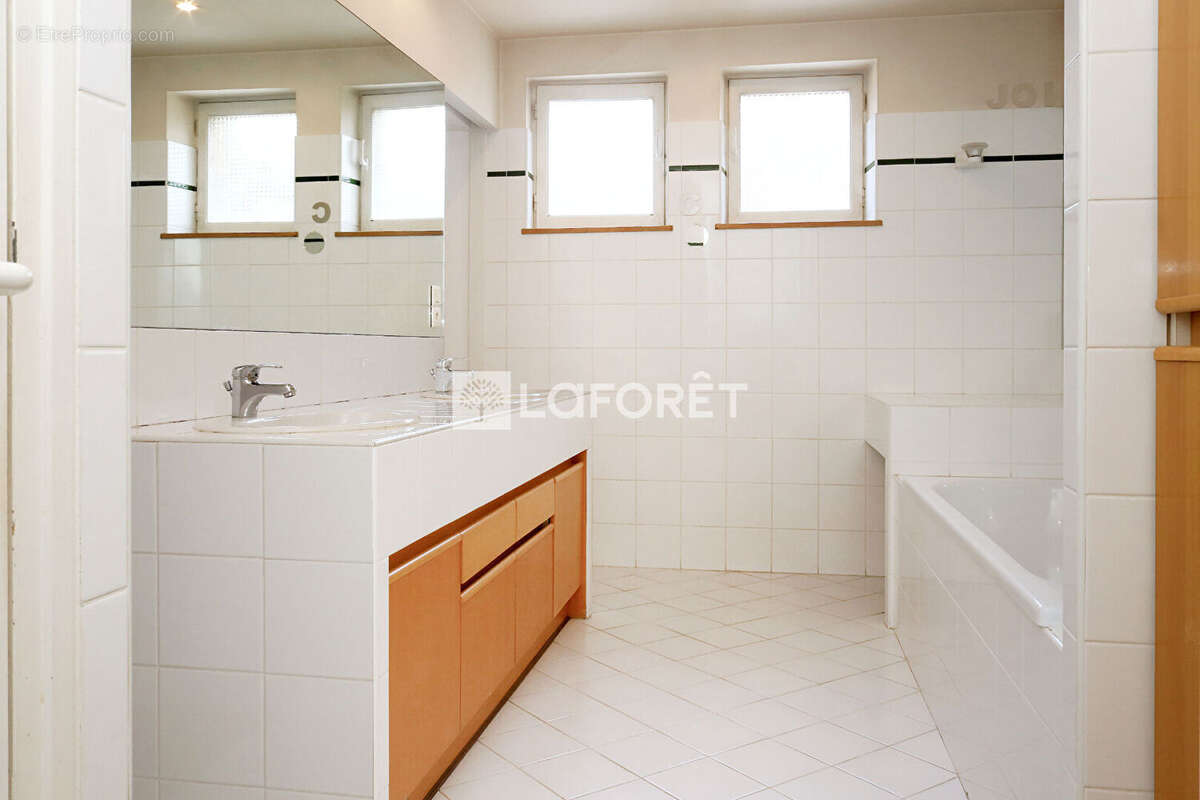 Maison de caractère - Chatelaudren Plouagat - 242m² - photo 11