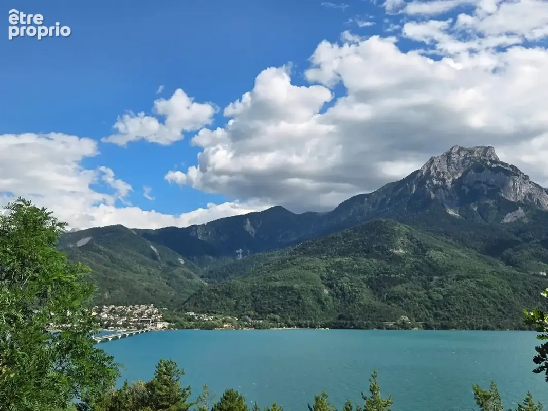 Appartement à vendre 4 pièces ,vue  Lac et Montagnes sur SAVINES LE LAC (05) , Dans une résidence en construction style villa  p - photo 6