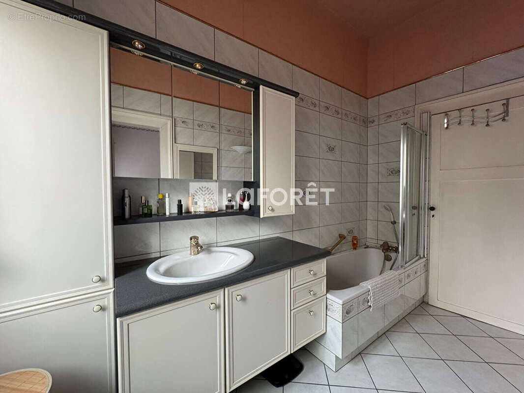 Maison 162m² - 4 chambres - jardin - photo 6