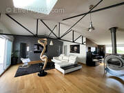 Autre à FLEURY-LES-AUBRAIS