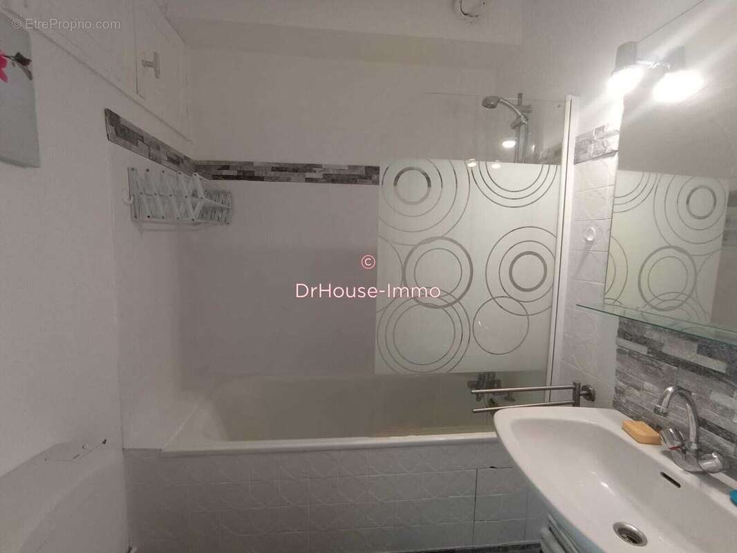 Appartement 26 m² à Agde  - photo 9