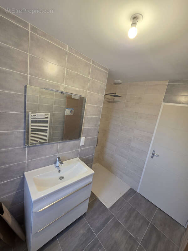 Maison à CHENEVIERES