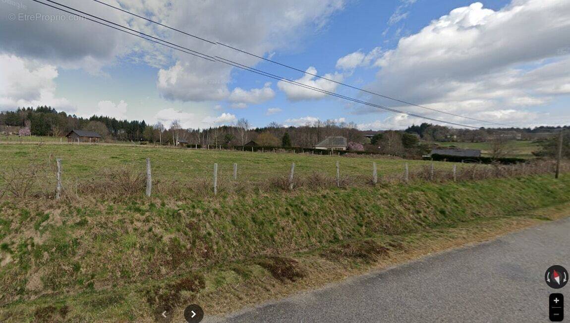 Terrain à CAMPS-SAINT-MATHURIN-LEOBAZEL