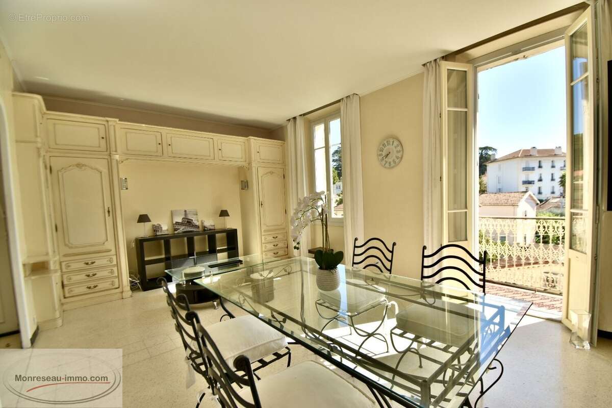 Appartement à CANNES
