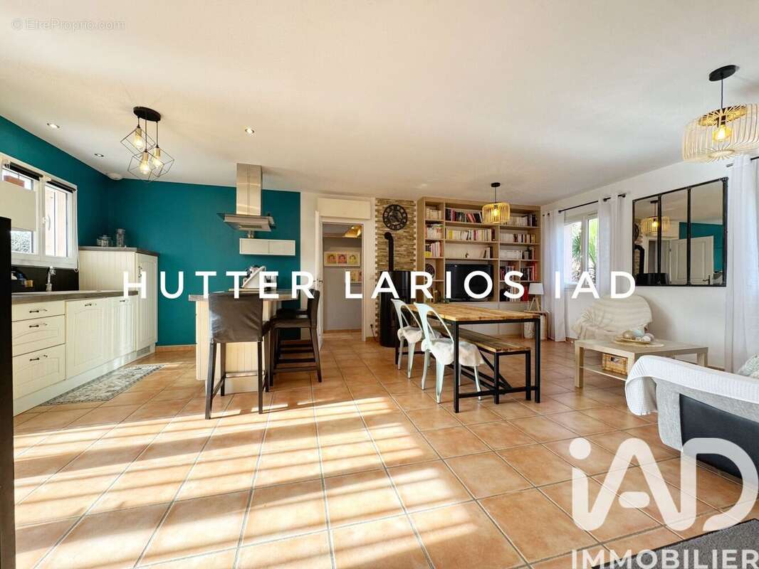 Photo 2 - Maison à LA CRAU