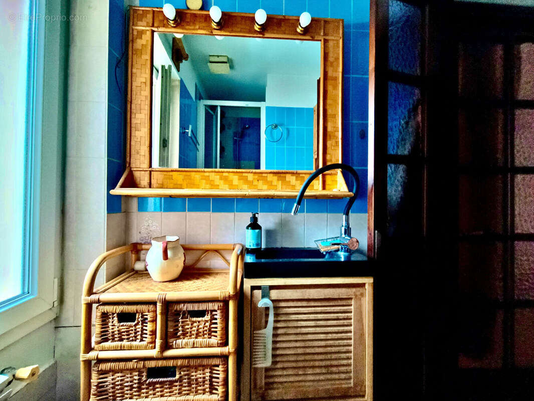Appartement à MARSEILLE-5E