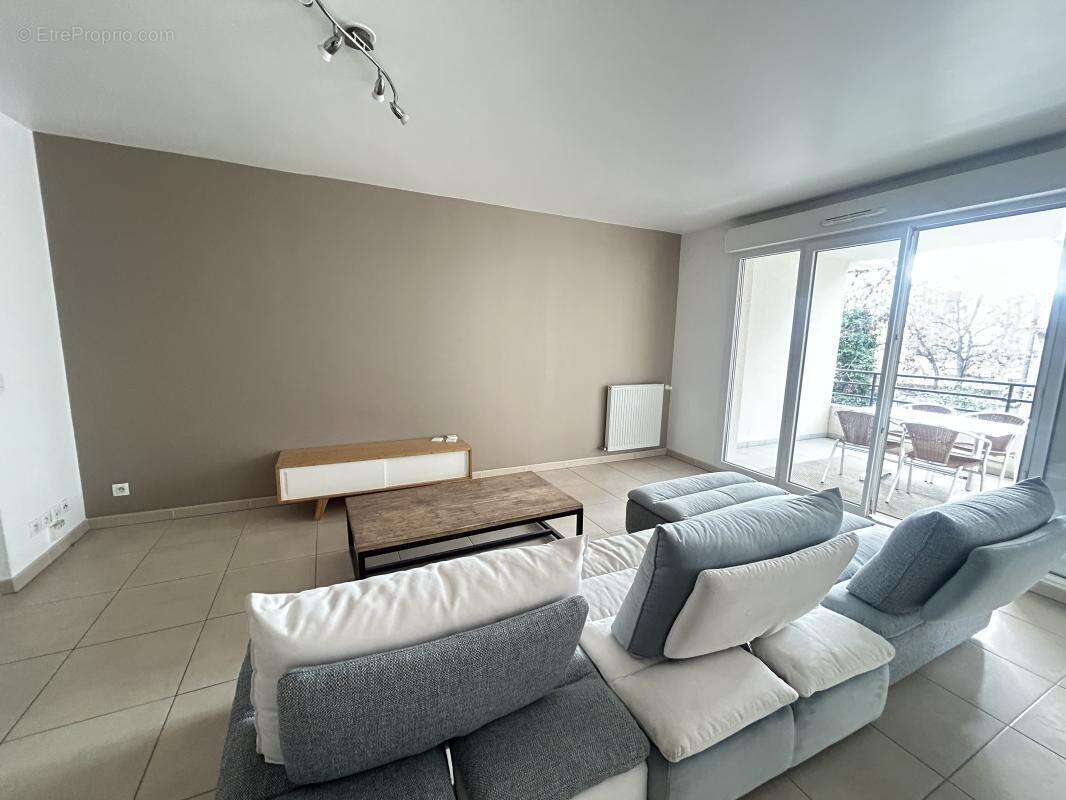 Appartement à MARSEILLE-8E