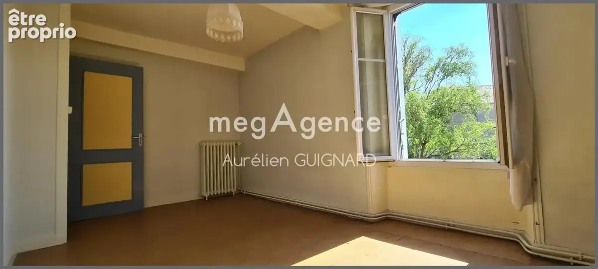 4 chambres, bel espace en pelouse avec garage et une dépendance - photo 9