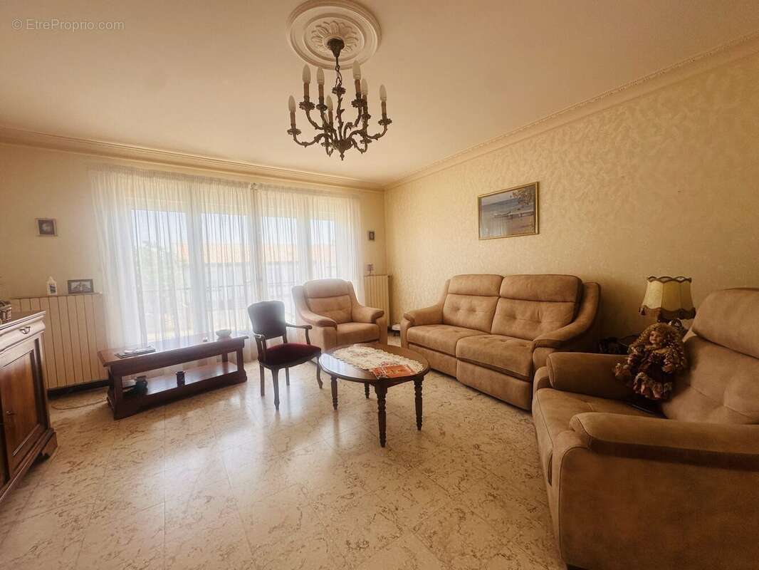 Maison à LES CLOUZEAUX