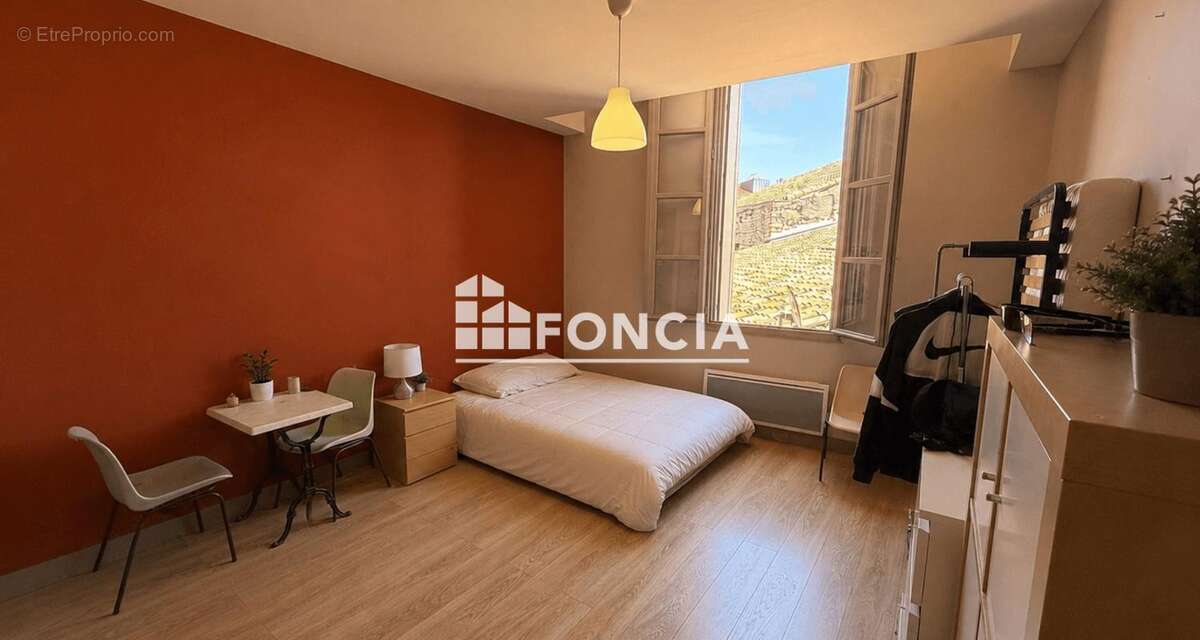 Sète centre-ville – Studio rénové de 29 m² avec locataire en place - photo 2
