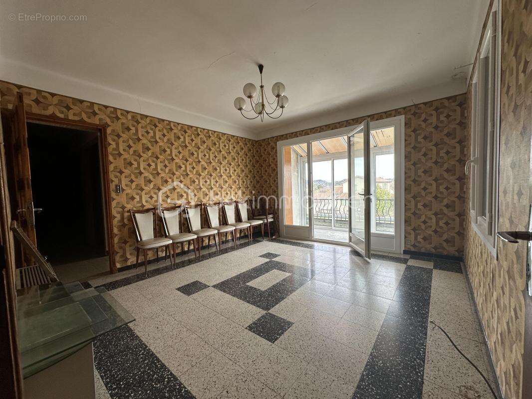 Maison à SAINT-HILAIRE-DE-BRETHMAS