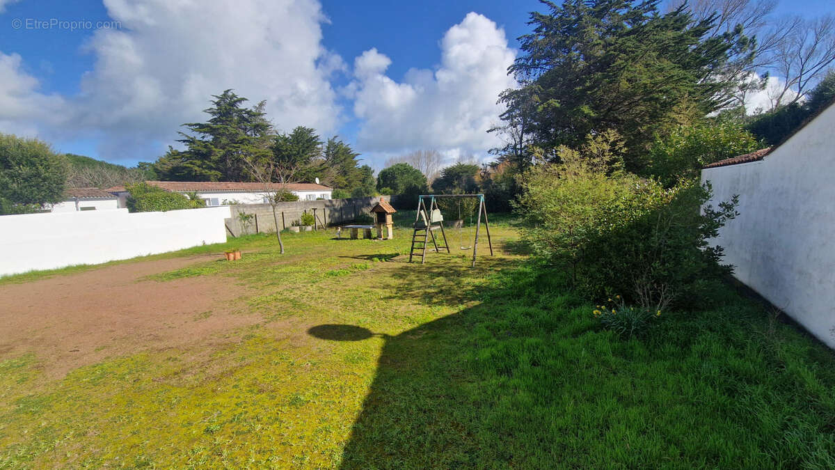 Maison à LE BOIS-PLAGE-EN-RE