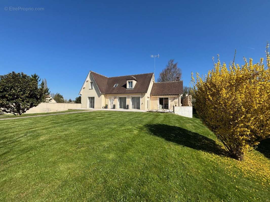 Maison à MILLY-LA-FORET
