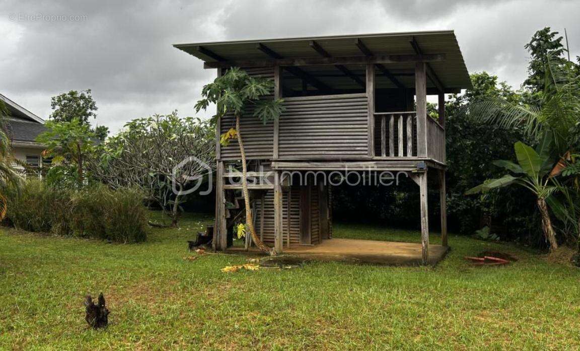 Maison à REMIRE-MONTJOLY
