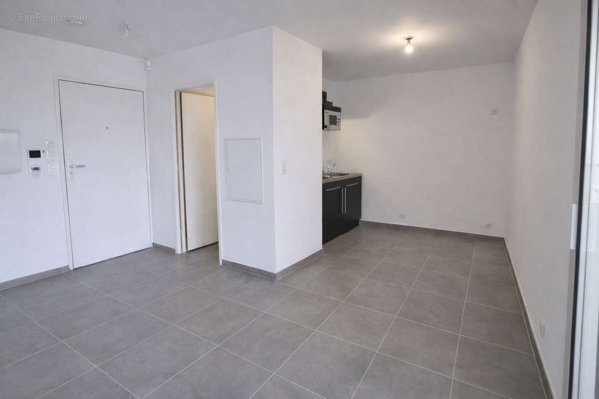 Appartement à MARSEILLE-8E